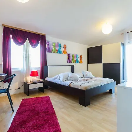Marijana 80 Apartment