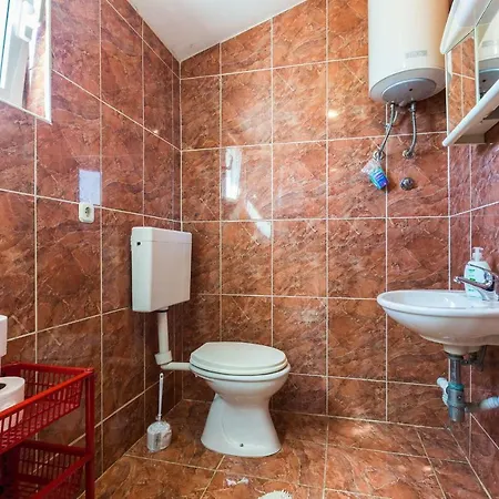 Apartment Marijana 80 *